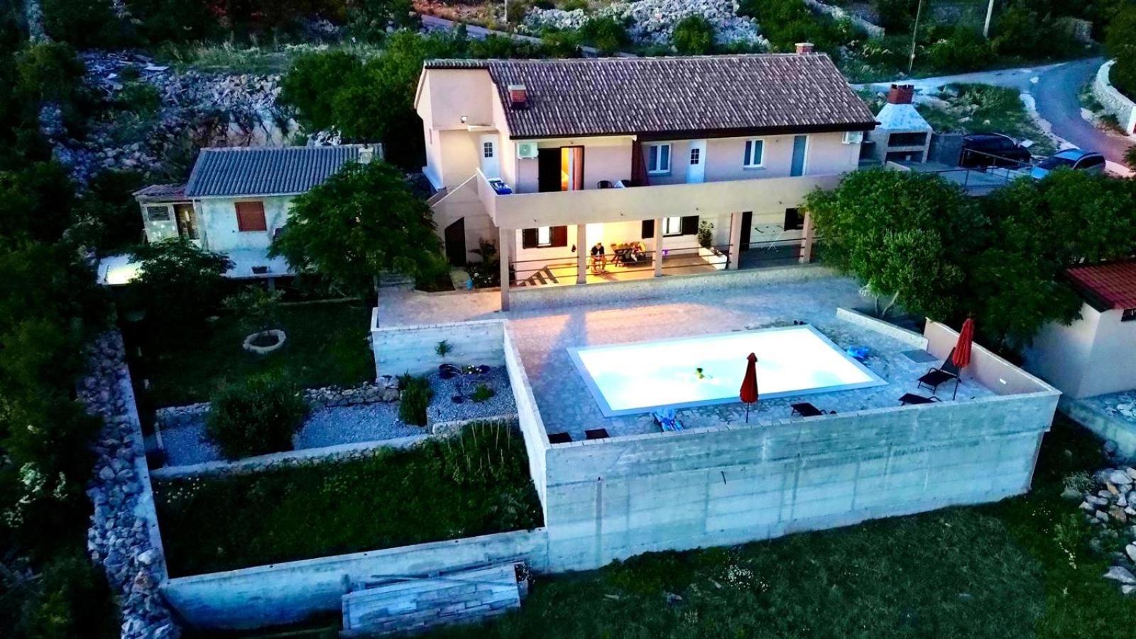 Ella Apartamento Lukovo Šugarje Exterior foto